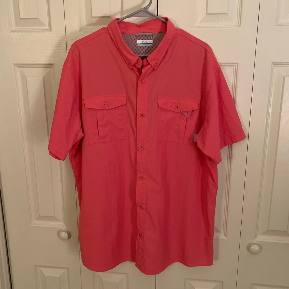 Columbia Short Sleeve Shirt